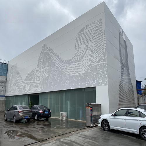 铝幕墙厂家怎么选 掌握这几点轻松找到靠谱源头工厂